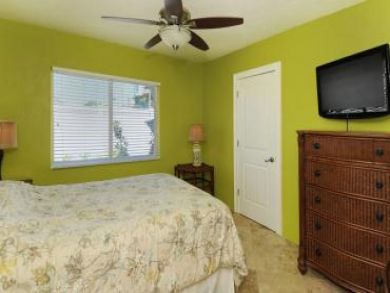 Queen Master Bedroom